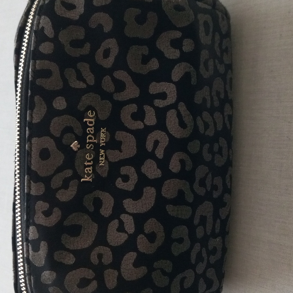 Cosmetic Pouch - Picture 12 of 12